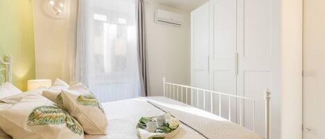 2 Schlafzimmer, Bügeleisen/Bügelbrett, WLAN