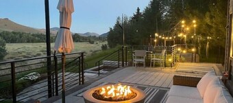 Sun Valley Mountain Modern Home
