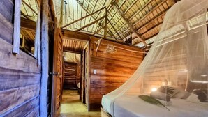 Bungalow, 2 phòng ngủ, bếp, quang cảnh vườn
