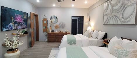 1 bedroom, in-room safe, desk, iron/ironing board