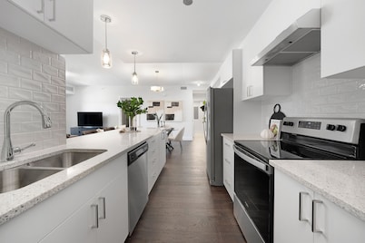 Luxury Condo Windsor/LaSalle Ontario