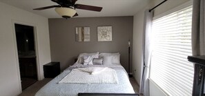 3 chambres, fer et planche Ă repasser, Wi-Fi, draps fournis