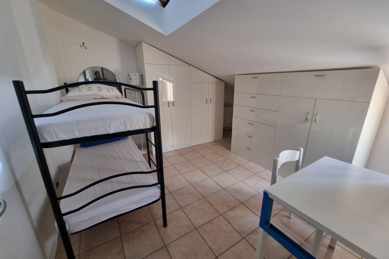 5 camere, lenzuola