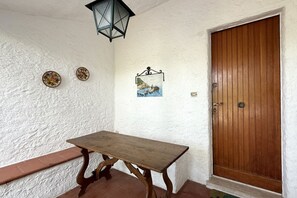 Dining - N149 - Numana, three-room villa with garden (Numana)