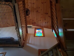 1 bedroom, desk, iron/ironing board, travel cot - The Loft  - Keene | Modernized Private Guesthouse in Town | Centrally Located to Major Trailheads (Keene)