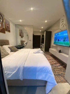 1 camera, ferro/asse da stiro, Wi-Fi gratuito, lenzuola