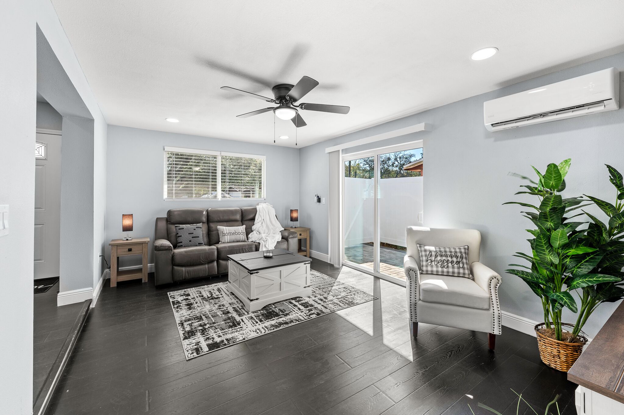 Smart TV, fireplace, video games