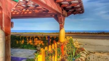 Façana frontal de l'allotjament