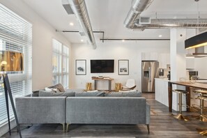 Condo, Multiple Beds, Patio, City View ((R04) 3198 Blake St. Unit 207) | Living area | TV