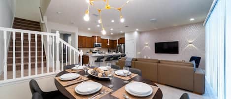 5 bedrooms