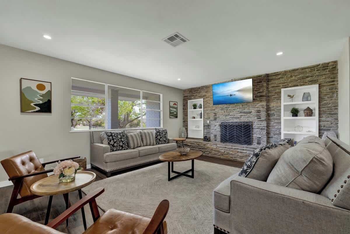 House, Multiple Beds, Hot Tub (155 Moellering Main) | Living area | Fireplace