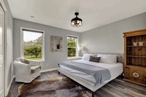 Ferienhaus, Mehrere Betten, Whirlpool (3131 US 290 E)