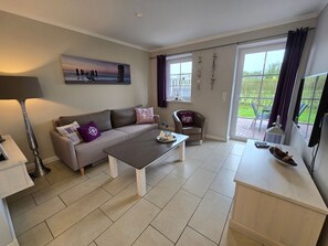 Televisión, reproductor de DVD y estéreo 