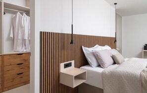 4 quartos, cofres nos quartos, berço de viagem, Wi-Fi de cortesia