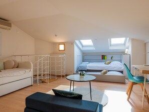 3 chambres, fer et planche Ă repasser, Wi-Fi, draps fournis