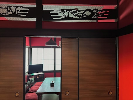 Interior. 1 minute Kikuna Station | Demon Slayer Japanese Room | Up to 12 people / Yokohama Kanagawa
