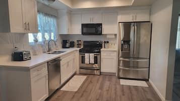 微波爐、焗爐、爐具、洗碗機