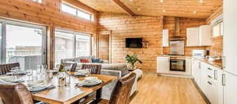 Luxurious and contemporary Finnish log lodge.