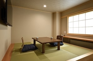 Ruokailu