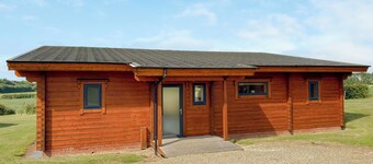 1 bedroom accommodation in Withernsea