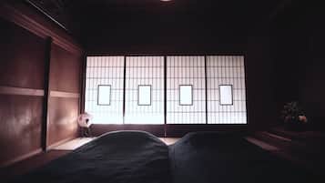 2 bedrooms, desk, free WiFi, bed sheets