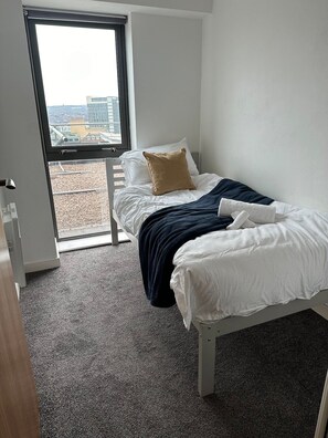 2 soverom, strykejern/-brett, wi-fi (inkludert) og sengetøy