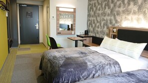 1 chambre, bureau, fer et planche à repasser, Wi-Fi gratuit