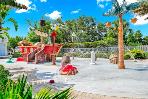 Cozy Disney Themed Townhouse 4BR/Private Pool @ Festival Resort