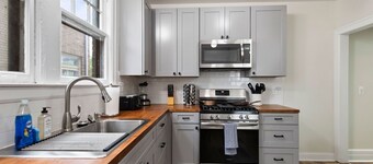 Boston Edison District Beautiful 4 BD/2.5 BA Home