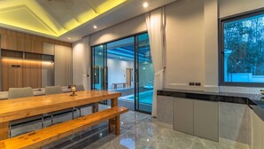 Biệt thự, 3 phòng ngủ, hút thuốc, hồ bơi riêng | Phòng ăn