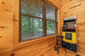 Spielezimmer