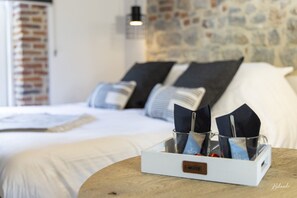 Habitación básica | Insonorización y wifi gratis 