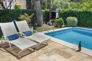 Pool - Holiday Home 'Sunny House' with Sea View, Wi-Fi and Air Conditioning (Sant Pere de Ribes)