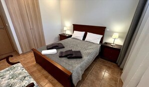 3 soverom, strykejern/-brett, wi-fi (inkludert) og sengetøy