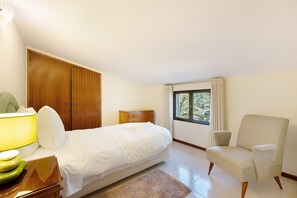 3 makuuhuonetta, ilmainen Wi-Fi, vuodevaatteet