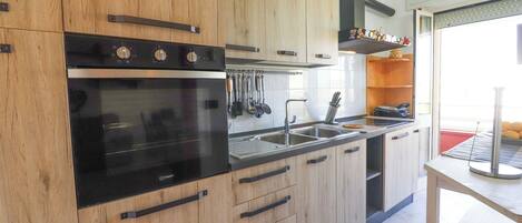 Appartement, 1 chambre, fumeur, balcon | Cuisine privée