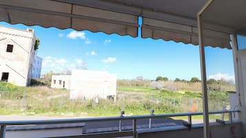 Apartment, 1 Bedroom, Smoking, Balcony | Property grounds