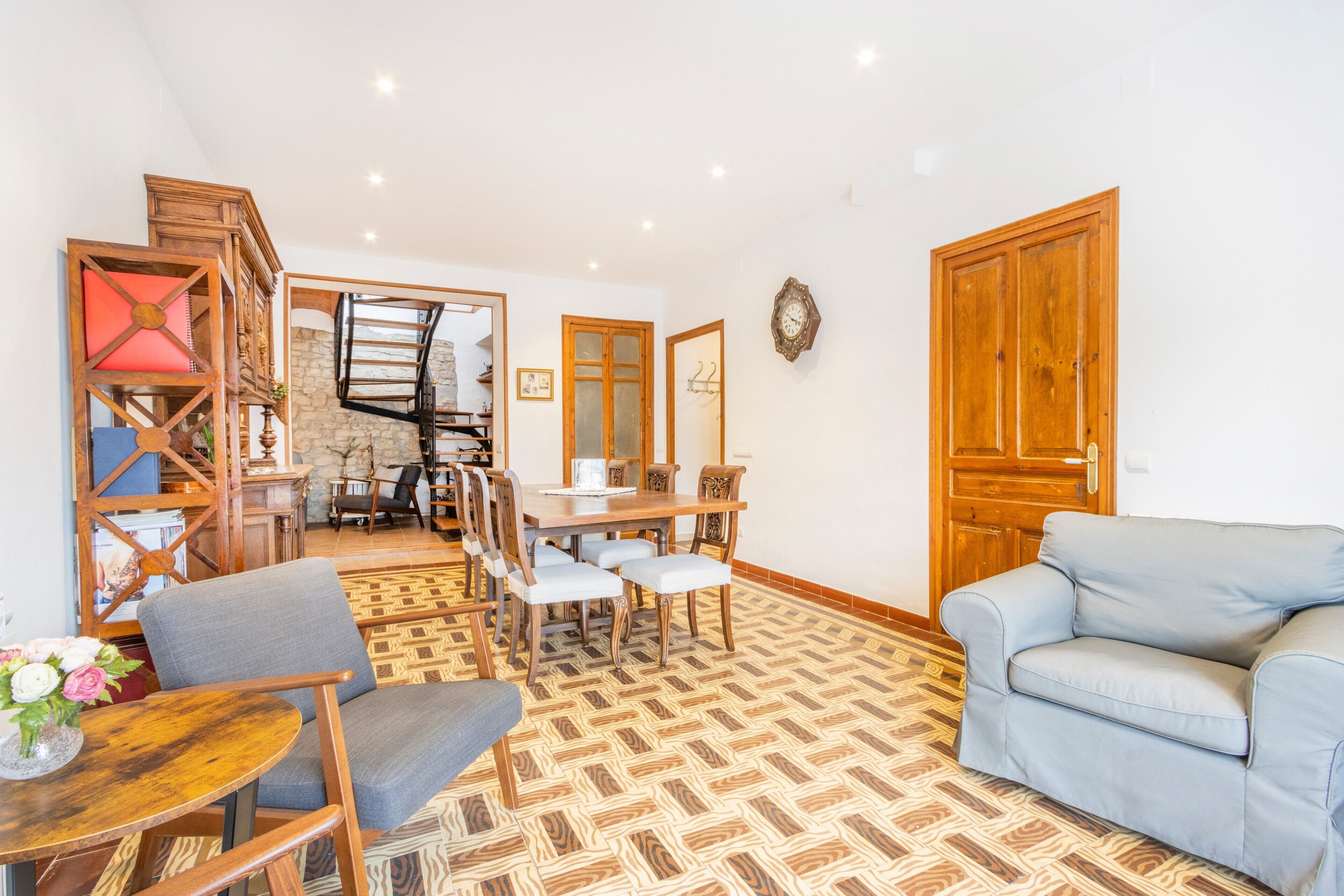 Apartamento 'Cal Comorera' Con Piscina Privada, Wi-fi Y Aire Acondicionado - Guissona
