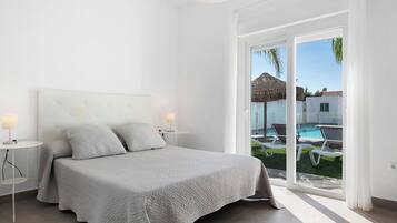 3 slaapkamers, een strijkplank/strijkijzer, gratis wifi, beddengoed