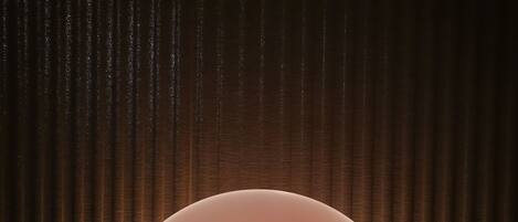 تفاصيل الفندق من الداخل