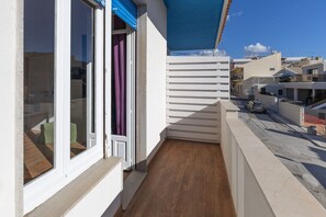 Exterior detail - Apartment 'Suite Fiocco' with Outdoor Whirlpool, Terrace, Wi-Fi and Air Conditioning (Marina di Ragusa)