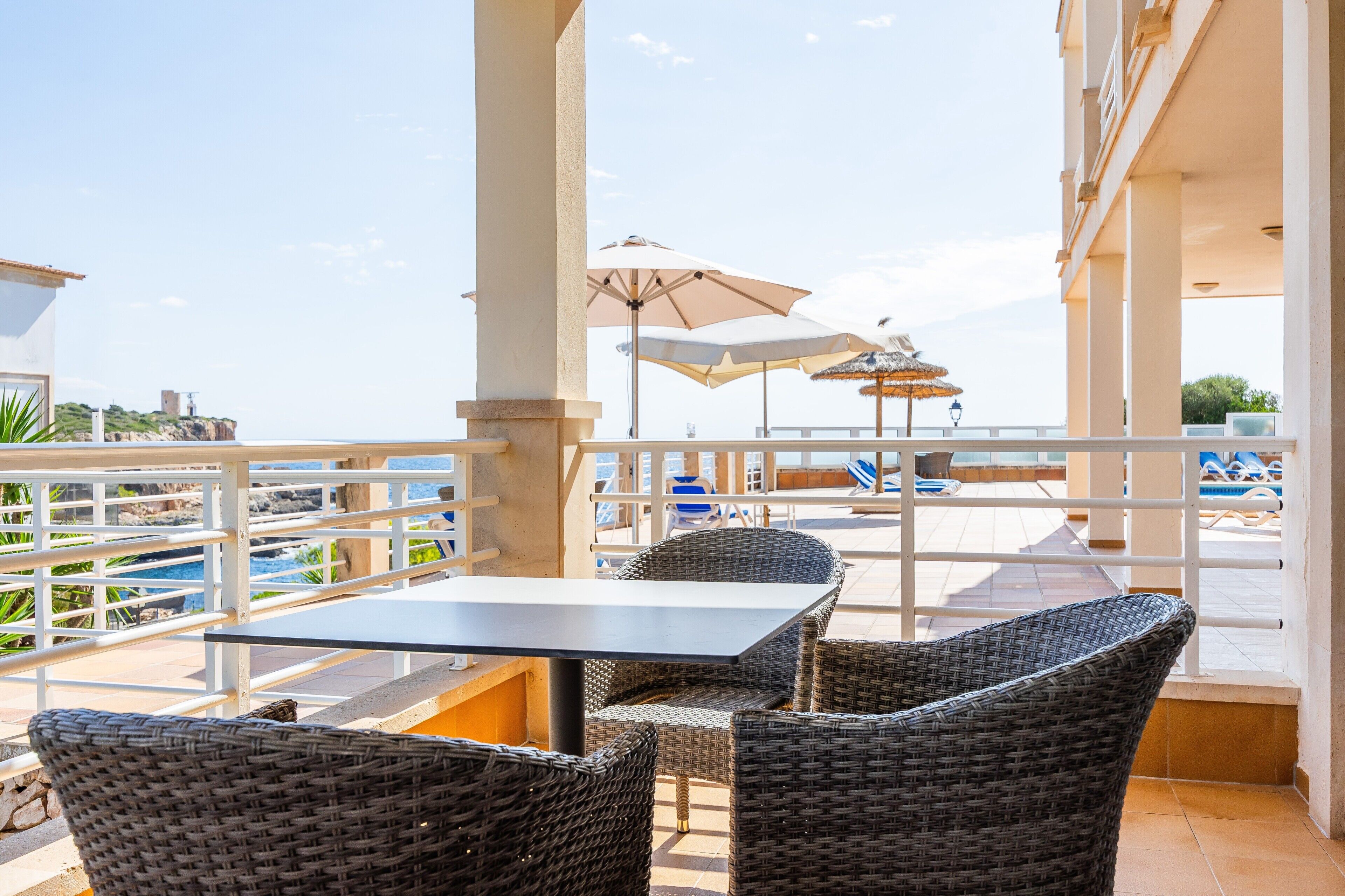 屋外ダイニングエリア