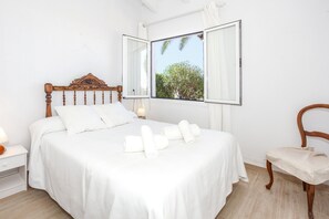 3 camere, ferro/asse da stiro, Wi-Fi gratuito, lenzuola