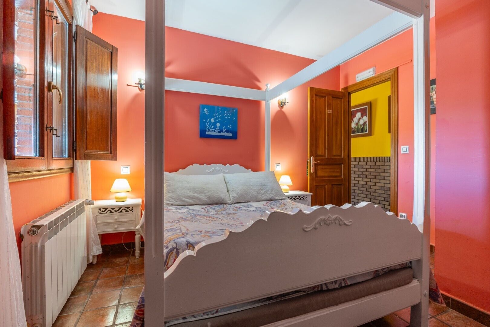 5 habitaciones, wifi gratis y ropa de cama 