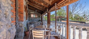 Holiday Home 'Posada Paraso Iris' with Mountain View, Private Garden and Wi-Fi