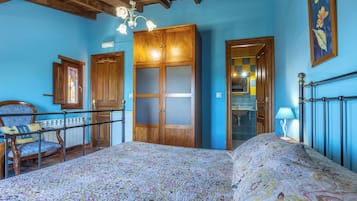 5 bedrooms, free WiFi, bed sheets