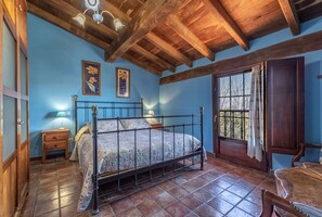 5 habitaciones, wifi gratis y ropa de cama 