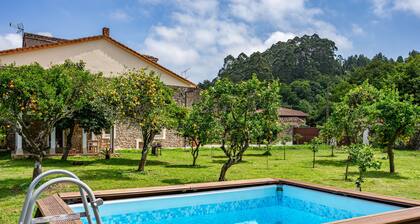 Holiday Home 'La Casuca Del Músico' with Mountain Views, Private Pool and Wi-Fi