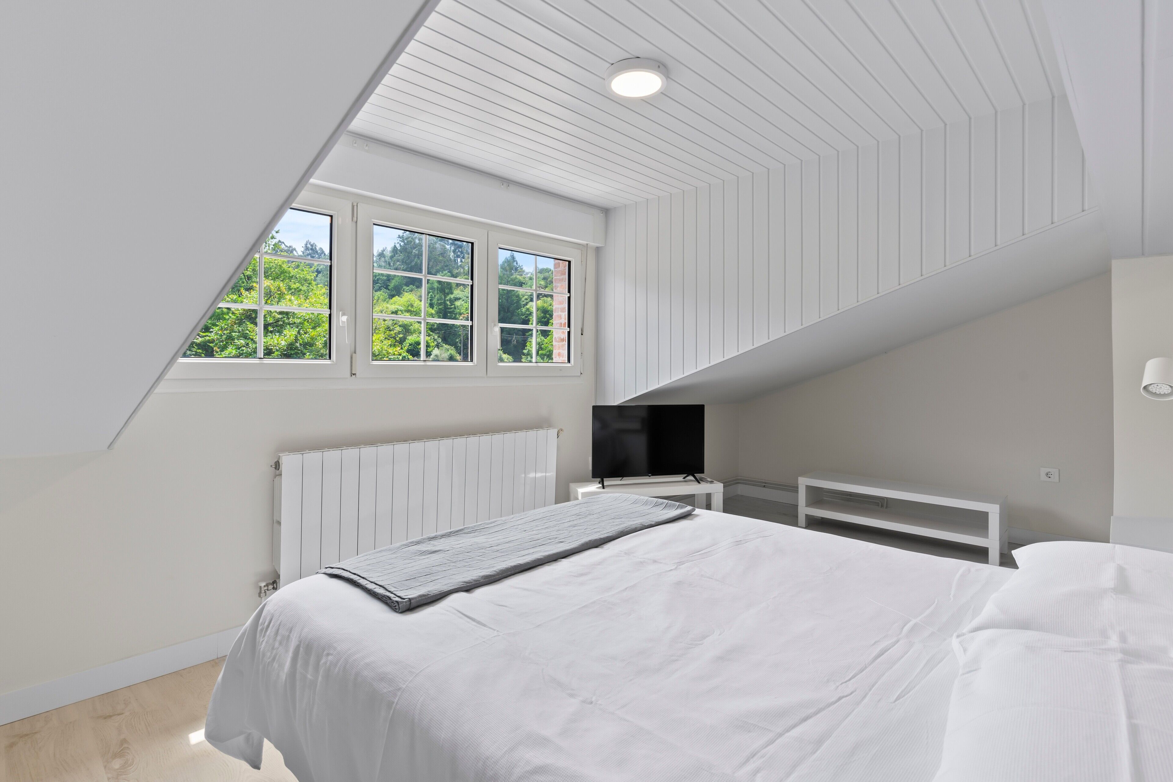 5 camere, Wi-Fi gratuito, lenzuola