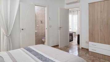 4 bedrooms, free WiFi, bed sheets